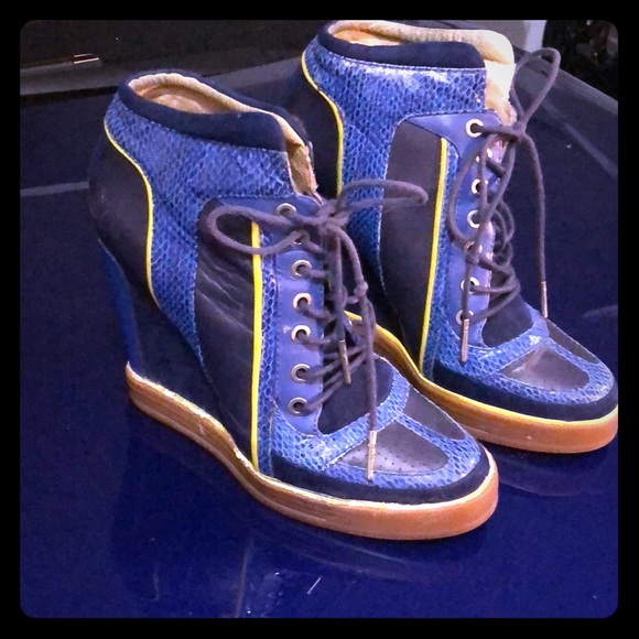 L.A.M.B. Shoes - L.A.M.B. High platform blue shoes